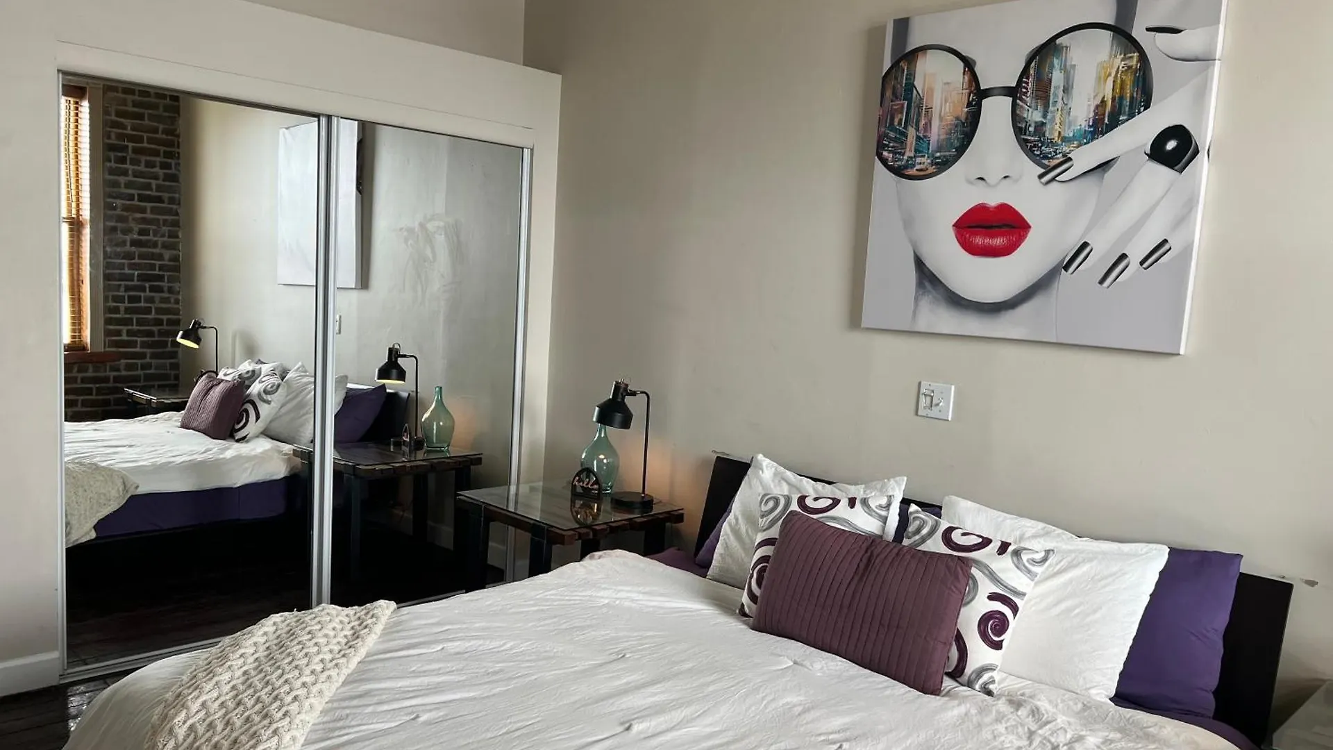 Penthouse On Broughton With Free Reserved Parking Savannah 0*,  USA